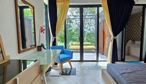 Modern Love Room