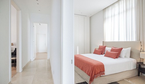 Ático de lujo, 3 habitaciones, baño privado, vistas a la ciudad