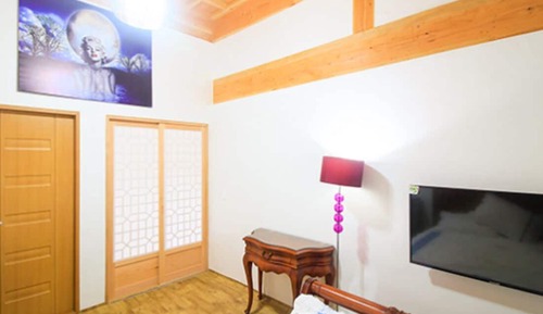 Habitación (Eros)