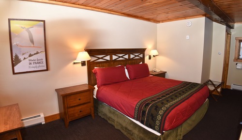 Habitación Deluxe, 1 cama de matrimonio grande, vistas a la montaña (Not Pet Friendly)