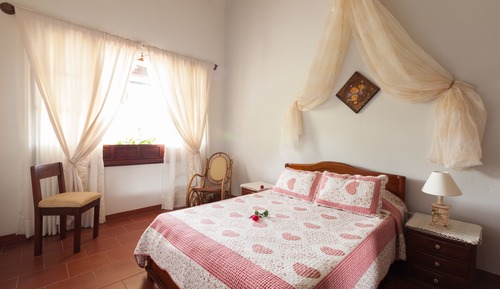 Habitación romántica doble, 1 cama doble, vistas al jardín
