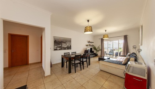 Apartamento (3 Bedrooms)