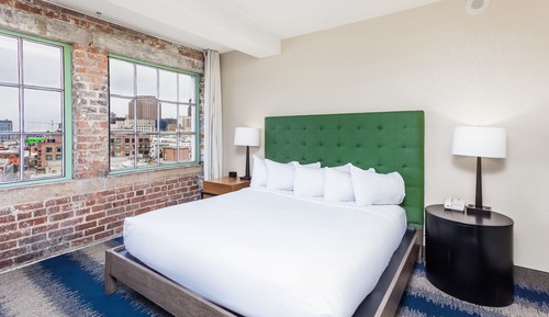 Suite, 1 cama de matrimonio grande con sofá cama, bañera