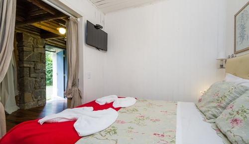 Habitación Confort, chimenea, vistas al jardín