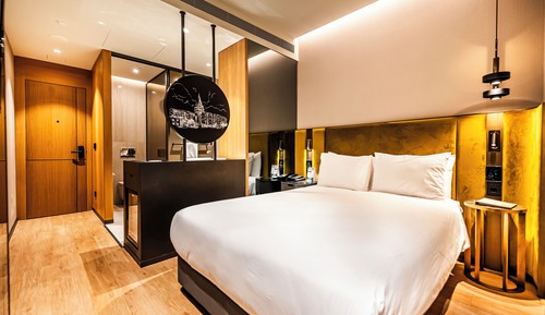 Estudio económico, 1 cama de matrimonio