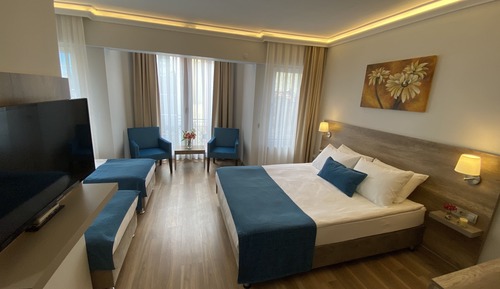 Habitación cuádruple estándar
