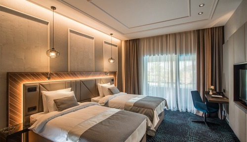 Habitación Deluxe con 2 camas individuales, balcón