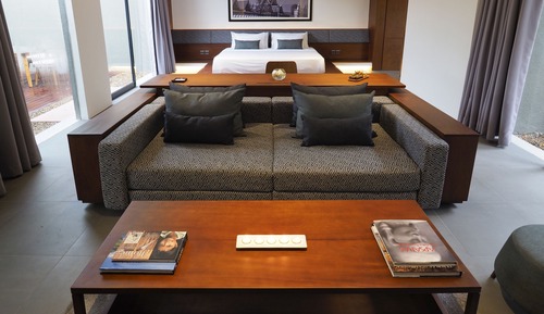 Suite, vistas al patio