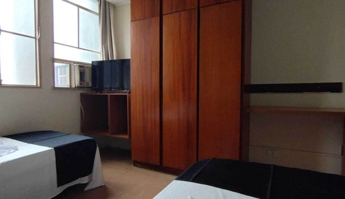 Habitación con 2 camas individuales
