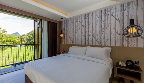Superior King Room