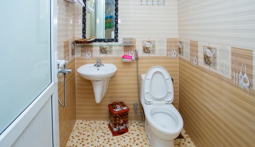 Habitación individual de diseño, 1 cama de matrimonio, frigorífico