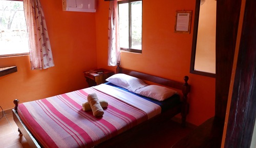 Habitación económica doble, baño compartido