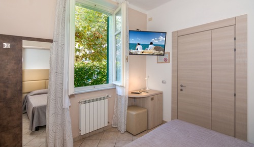 Habitación doble, planta baja (Small)
