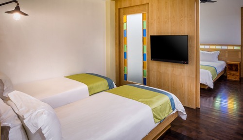 Suite familiar, varias camas, no fumadores, bañera