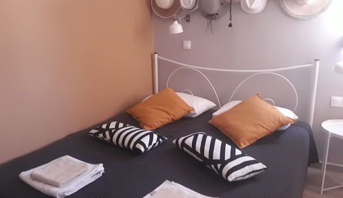 Habitación económica con 1 cama doble o 2 individuales