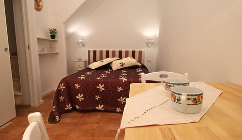 Apartamento estándar (Vico Amalfitana 47)