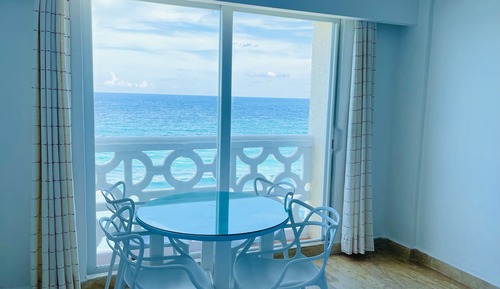 Estudio panorámico, vistas al mar