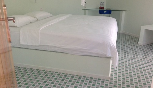 Bungalow Deluxe, 1 cama de matrimonio grande, vistas al jardín