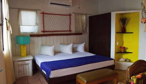 Suite panorámica, 1 cama de matrimonio grande, cocina, en esquina