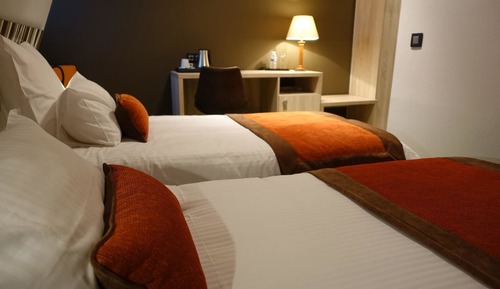 Habitación con 1 cama doble o 2 individuales