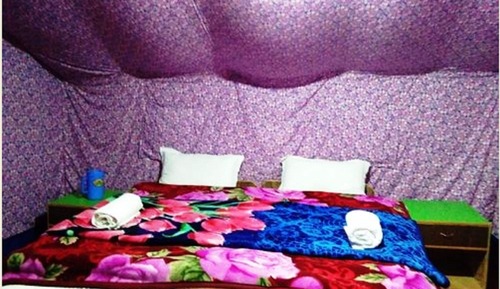 Tienda estándar, 1 cama doble, accesible para personas con discapacidad, vistas a la montaña