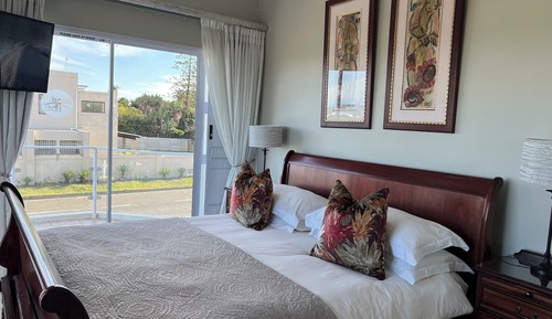 Luxury Room 1