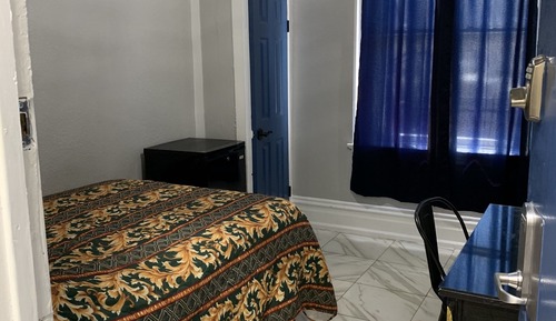 Habitación, 1 cama doble, baño compartido