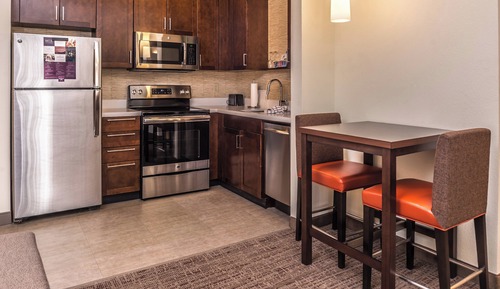 Suite, 1 habitación, no fumadores (Mobility Accessible, Roll-in Shower)