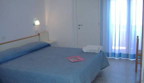 Habitación con 1 cama doble o 2 individuales, vistas al mar