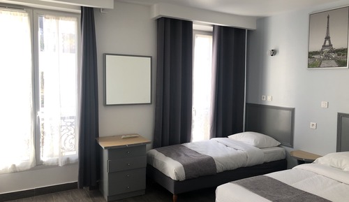 Habitación con 2 camas individuales