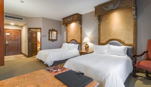Master Suite Dos Camas