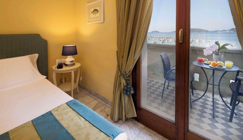 Habitación clásica, 1 cama de matrimonio, balcón, vistas al mar
