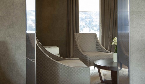 Suite, vistas a la montaña, en esquina