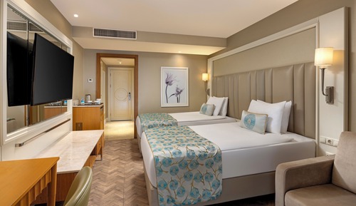 Standard Room with Side Sea View 12+
