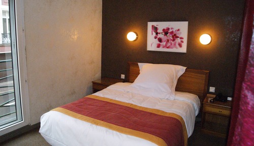 Habitación con 2 camas individuales