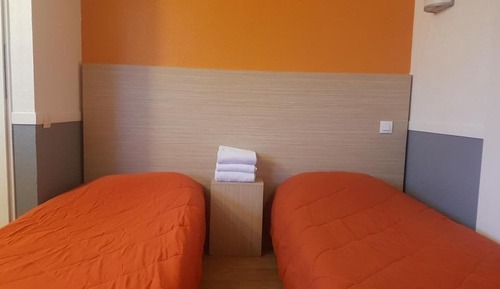 Habitación estándar con 2 camas individuales