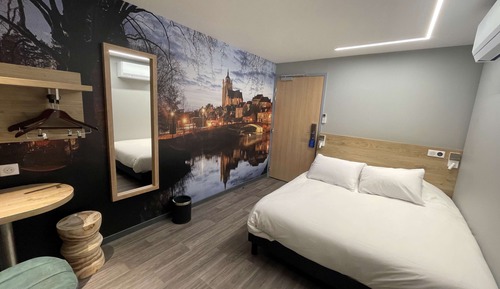 Habitación estándar, 1 cama de matrimonio, accesible para personas con discapacidad, no fumadores