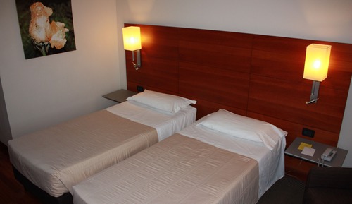 Habitación con 1 cama doble o 2 individuales