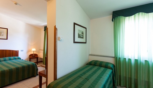Habitación triple económica
