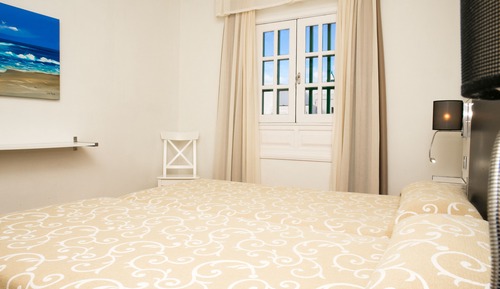 Apartamento superior, 1 habitación, terraza (2 adults and 2 children)