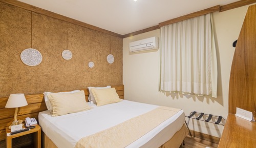 Habitación estándar con 1 cama doble o 2 individuales (Acesso via escada)