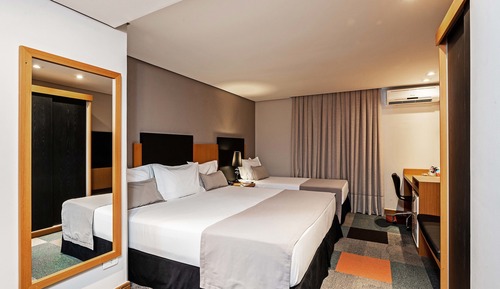 Habitación Deluxe con 2 camas individuales, accesible para personas con discapacidad
