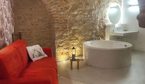 Suite romántica, 1 cama de matrimonio grande con sofá cama