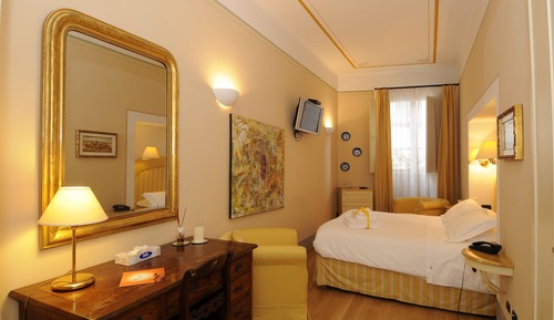Habitación estándar con 1 cama doble o 2 individuales