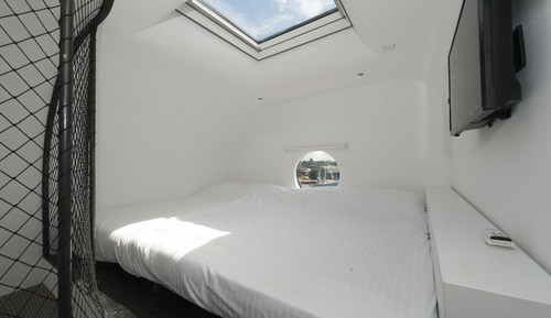 Loft Letter B