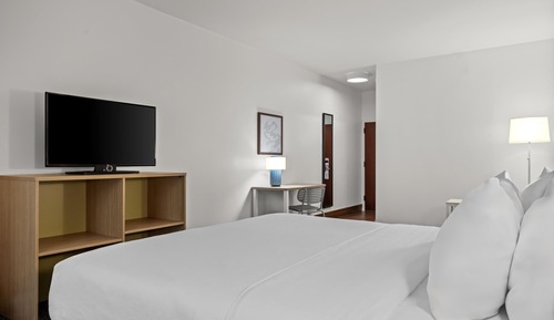 Habitación, 1 cama de matrimonio grande con sofá cama, ducha adaptada