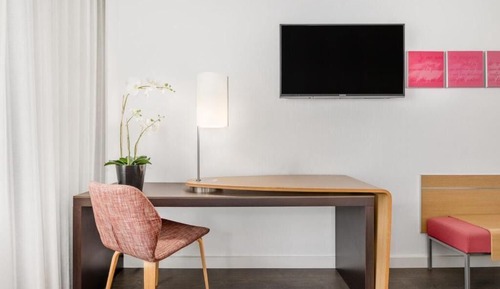Habitación doble (with Sofa Bed)