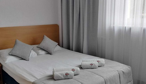 Habitación individual estándar, 1 cama doble, no fumadores, baño privado