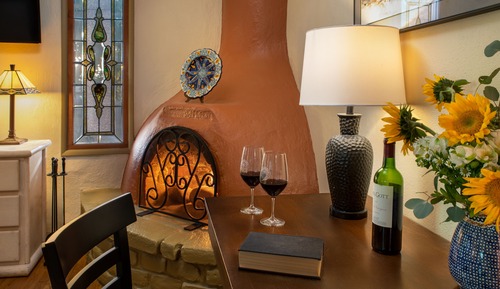 Habitación Deluxe, 1 cama de matrimonio grande, chimenea, vistas al jardín