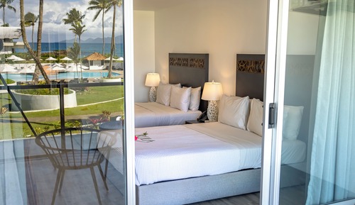 Habitación superior, 2 camas dobles, vistas al mar